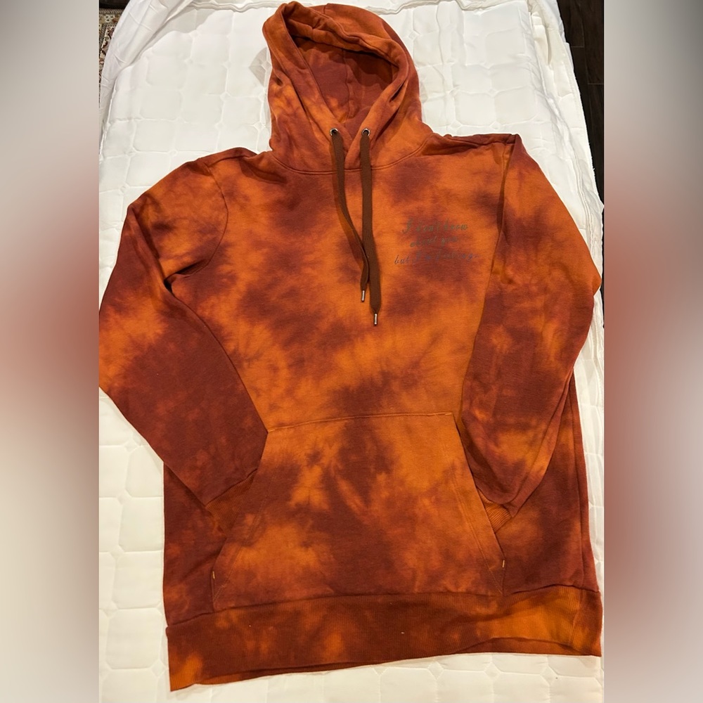 Taylor Swift “Feeling 22” soft sweatshirt (oversized) size M. By No Boundaries